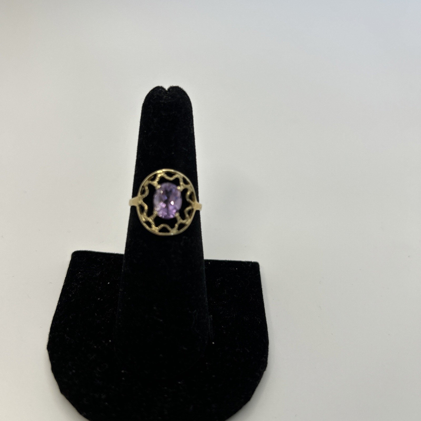 10K Solid Gold Amethyst Ring Size 6 - image 1
