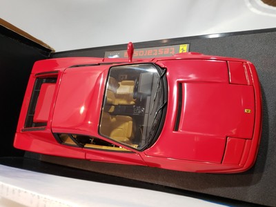 1/18 HOT WHEELS ELITE 1984 FERRARI TESTAROSSA RED DIECAST MODEL