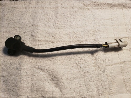 99-02  R6 / 95-07 YZF CARB TPS - USED - DOESN'T COME WITH COLLAR IN PICTURE #2