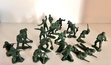 1960's MARX BATTLEGROUND DARK GREEN VINYL GI's MARINES - 21 in 17 POSES - VG