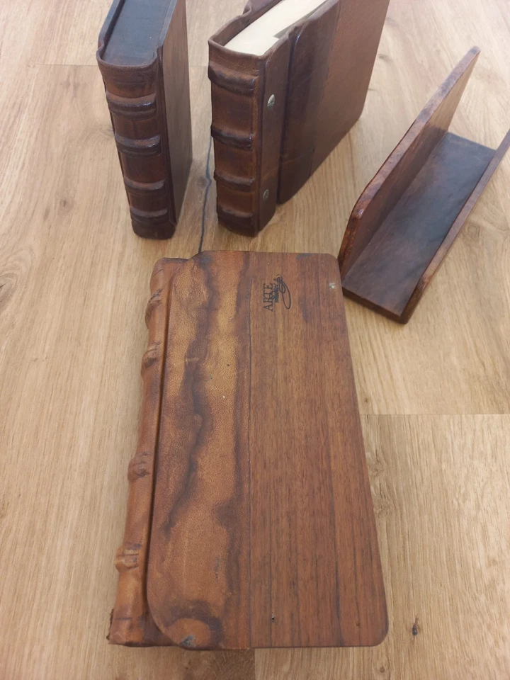 Arte Medici Leder-Set – Handarbeit Ganzleder – Buchhüllen & Notizbuch | Unikate! - Bild 3 von 4