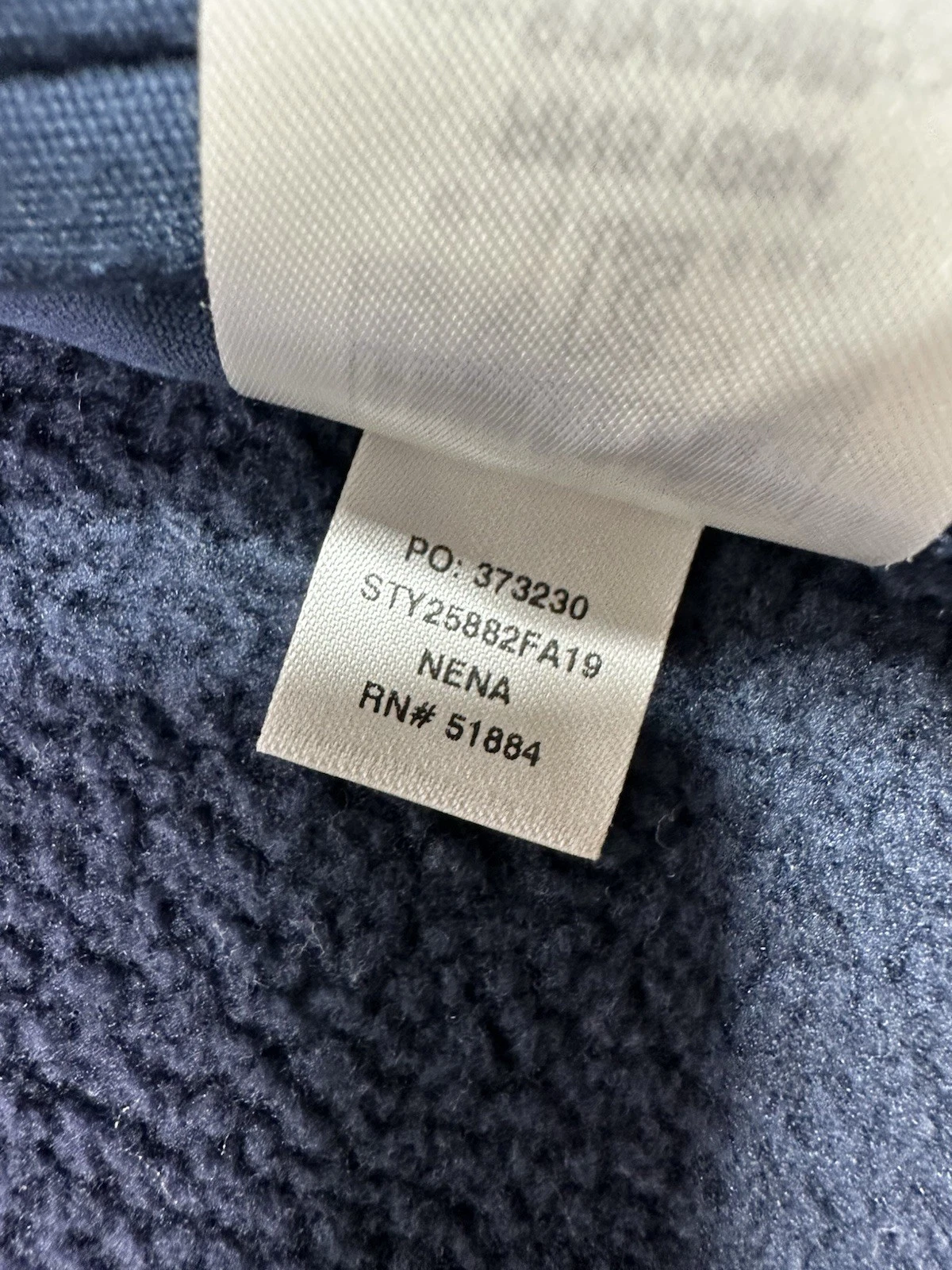 Patagonia Better Sweater Men’s Full Zip Vest Blue M small rip on chest area - product detail image 7