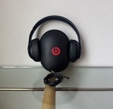 Beats by Dr. Dre Black Over-Ear Headphones 3.5mm Jack Foldaway with Case