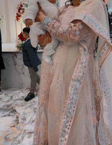 Long Wedding Dress - Picture 2 of 3