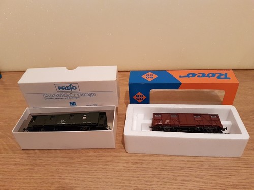 Roco H0 4377 und Prefo 5452511/5/14 Packwagen, OVP | Zustand: Gebraucht