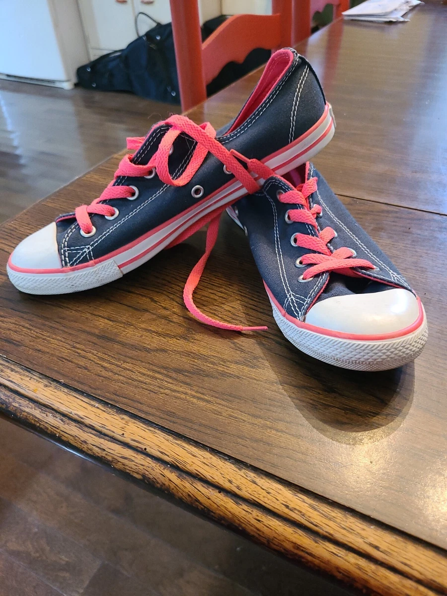 Neon chucks shop