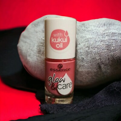 Essence Glow&Care luminous nail polish  kukui oil 04 happy girls shine brighter