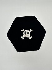 Jibbitz 2019 Skull Crossbones Shoe Charms for Crocs Clogs 1PCS 70