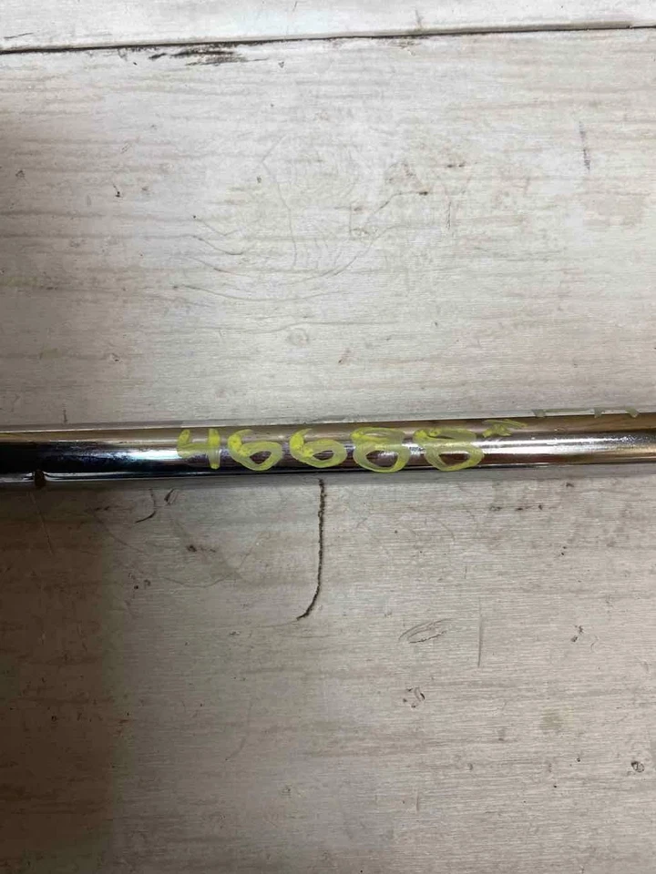 2014 2019 FORD FUSION REAR RIGHT SIDE HEADREST BLACK LEATHER OEM RH - Image 2 of 4