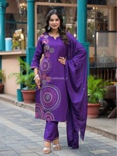 Women's Cotton Kurta Set with Concentric Circle Embroidery and Mirror Work
