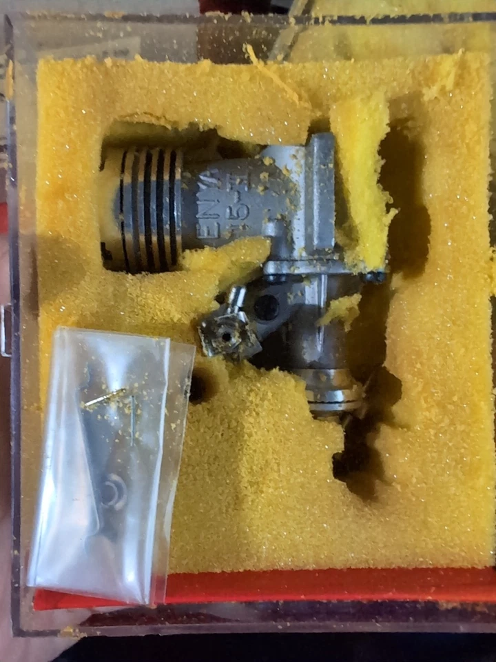ENYA Model Engine 15-111 Tv Nos 15-3  - Image 4 of 4