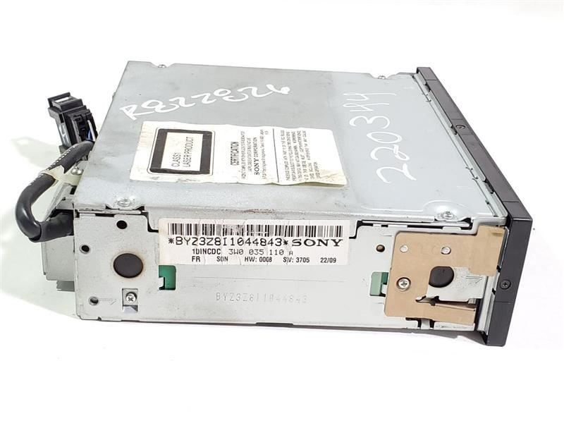 2010 Bentley Continental GT OEM Radio Glovebox Mounted CD Changer 3W0035110A