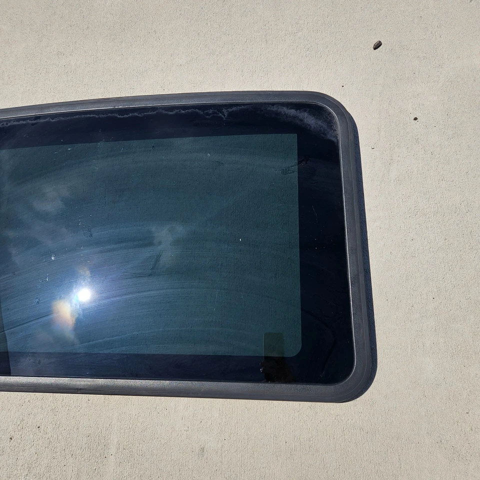 1996-2002 Toyota 4Runner Sunroof Moonroof Glass Window Panel OEM NO RUST - Image 4 of 4