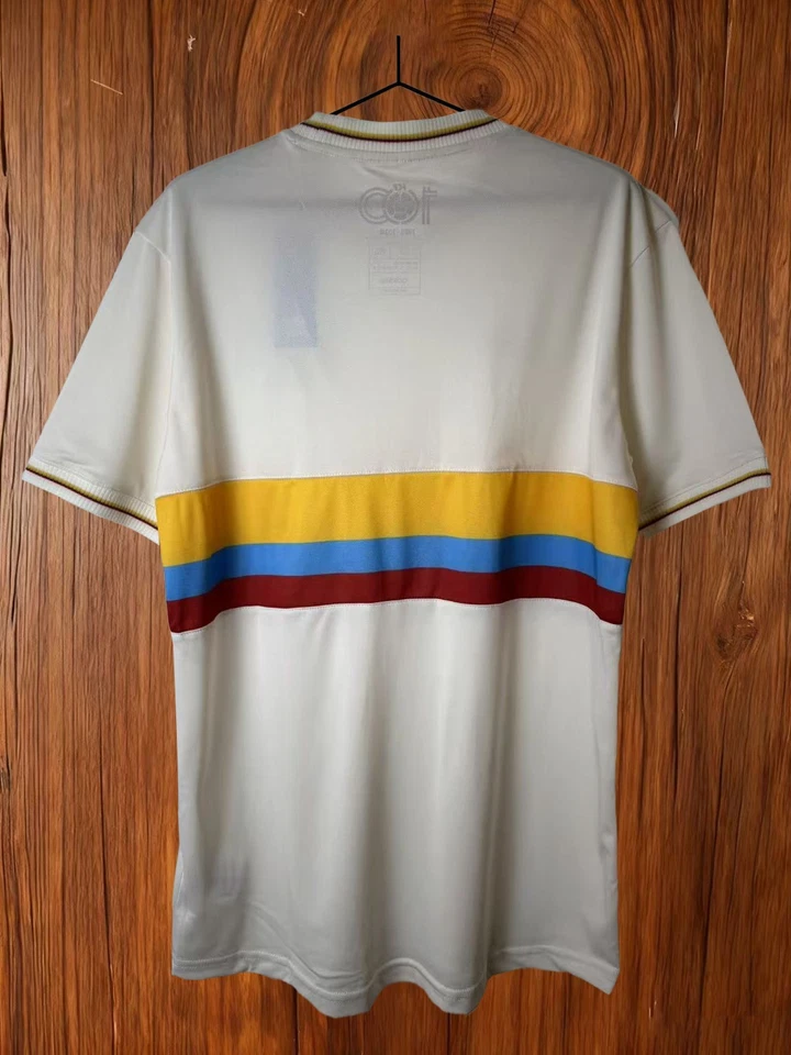 Camiseta retro Colombia 100 aniversario Foto 2 de 4