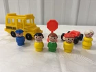 Vintage Fisher Price Little People 1988 Mini School Bus With Students + Extras