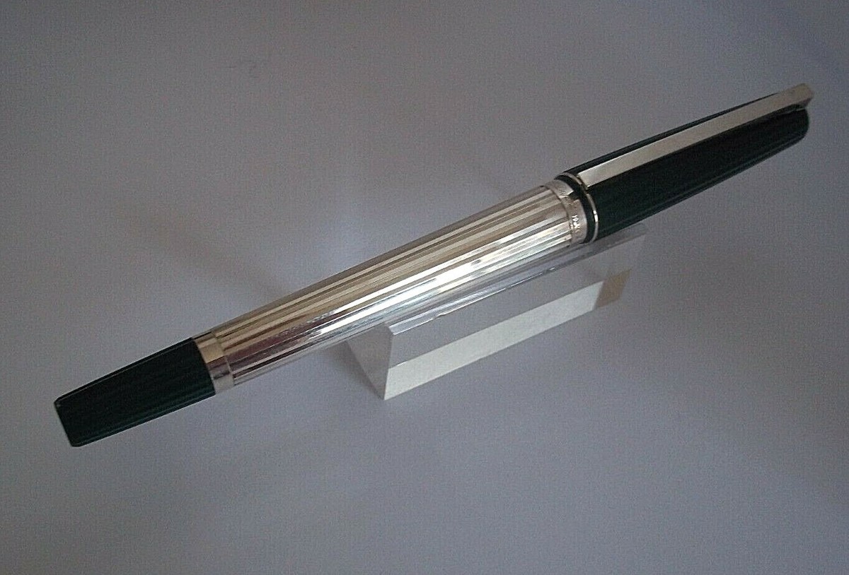 Stylo Plume St. Dupont Saint Germain Taille M Moyenne Neuf De Stock – Capuchon Vert