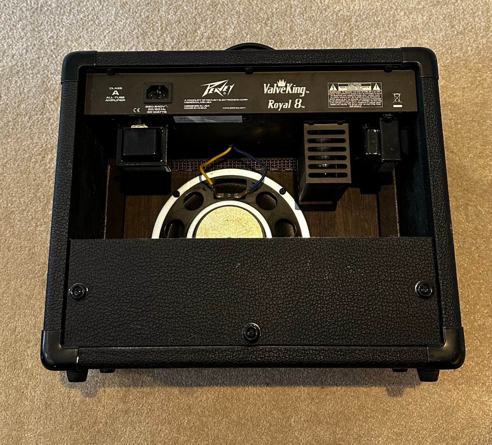 Peavey Valve King Royal 8 Tube Amplifier Class A With 2x Guitar