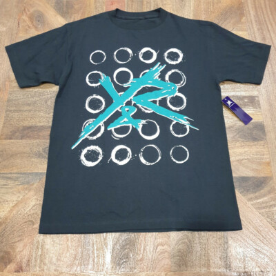 Young & Reckless Circles Graphic Mens T-Shirt Size Medium Brand new with tags