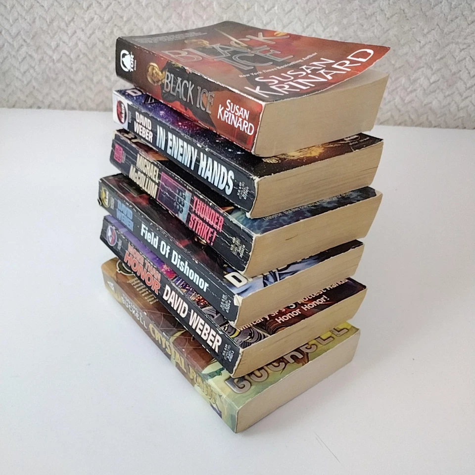 Lot 6 Sci-Fi Fantasy Paperbacks David Weber Honor Harrington Baen Tor Del Rey - Image 2 of 4