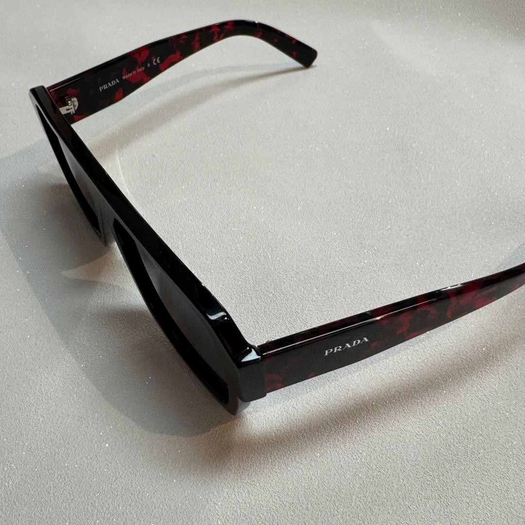 Prada SPR22YS-F Sunglasses Black Frame Used No Accessories thumbnail 3