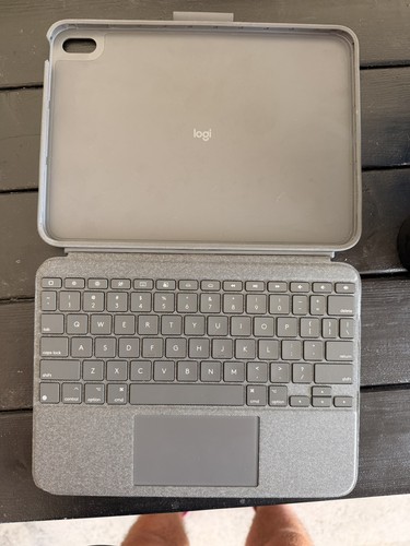 Logitech Combo Touch Backlit Keyboard Detachable Case Apple iPad 10th Gen - Sand