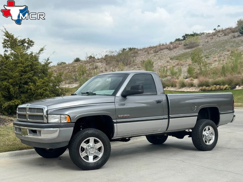 Dodge Ram 2500 1994 4x4 - Cummins 12 V - poco kilometraje Foto 4 de 4