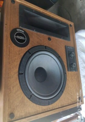 Rare Vintage Altec Lansing Model Fifteen 15 Speakers Oak Cabinets