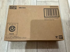 Bandai METAL ROBOT Spirits SIDE MS Strike Freedom Gundam 20th Anniversary Figure