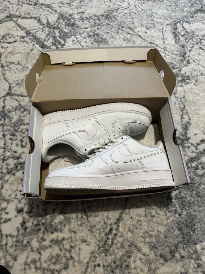 Size 8 - Nike Air Force 1 White, photo 1 of 5