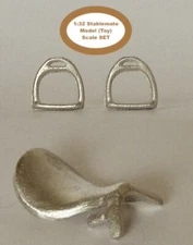 HORSING AROUND Stablemate 1:32 Scale ENGLISH SADDLE TREE & STIRRUP SET - Pewter