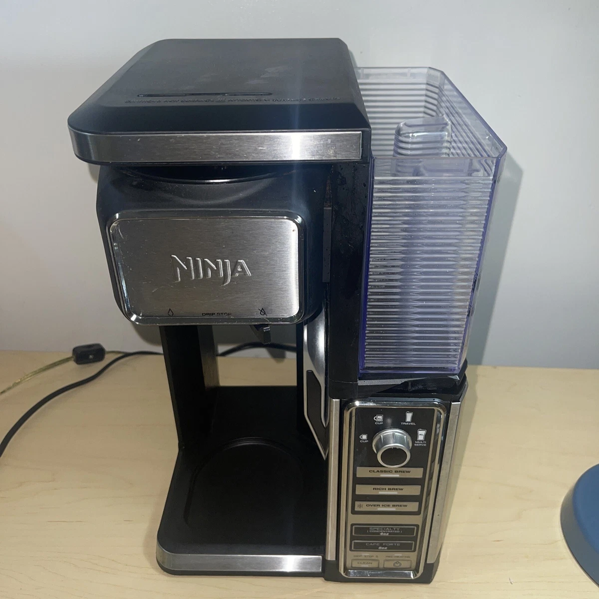 NINJA Coffee Bar Single Serve System Coffee Maker Model CF11 with