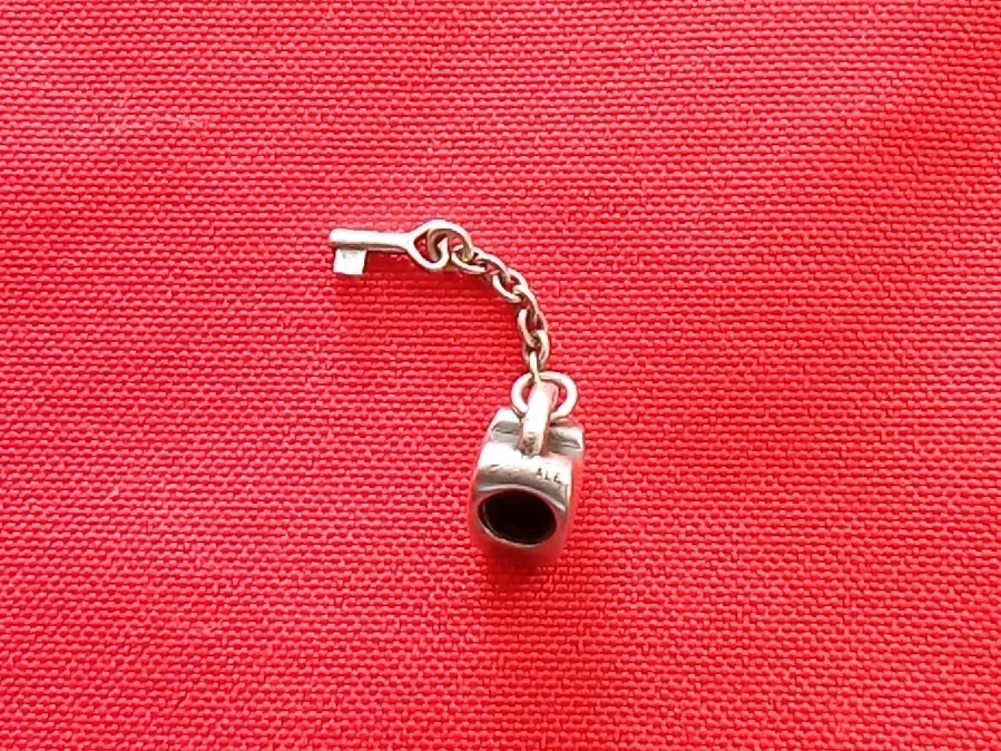 Authentic PANDORA Solid Sterling Silver Key Heart… - image 5