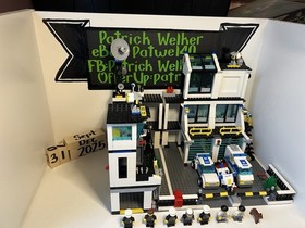 LEGO CITY: Police Headquarters (7744)