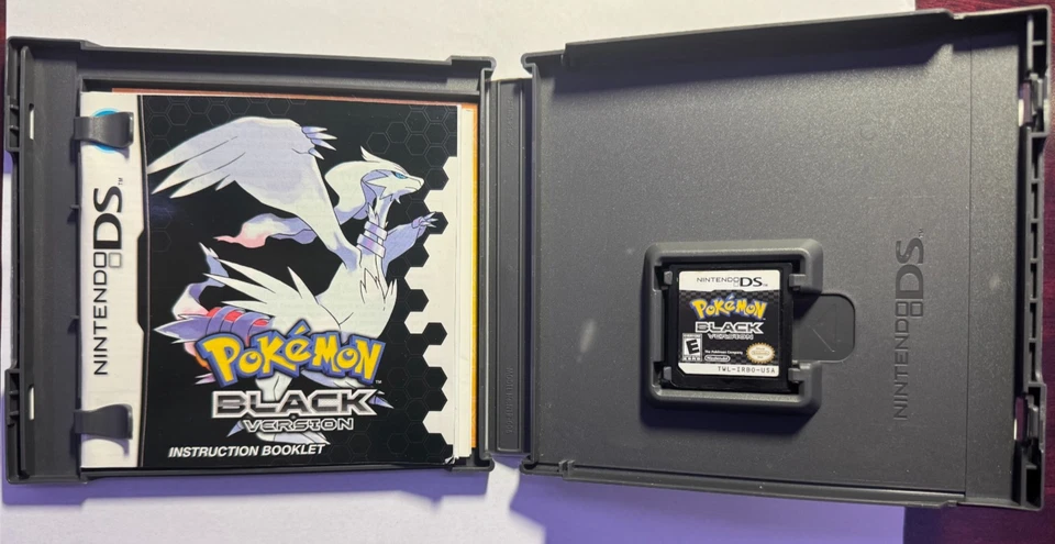 Pokemon: Black Version, Nintendo DS / Authentic / Original Case W/ All Manuals - Image 2 of 4