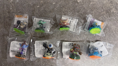 Skylanders - Sidekicks Set OVP / Original Frito-Lay Tüten