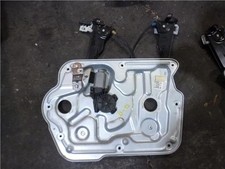 Lève vitre Nissan QASHQAI