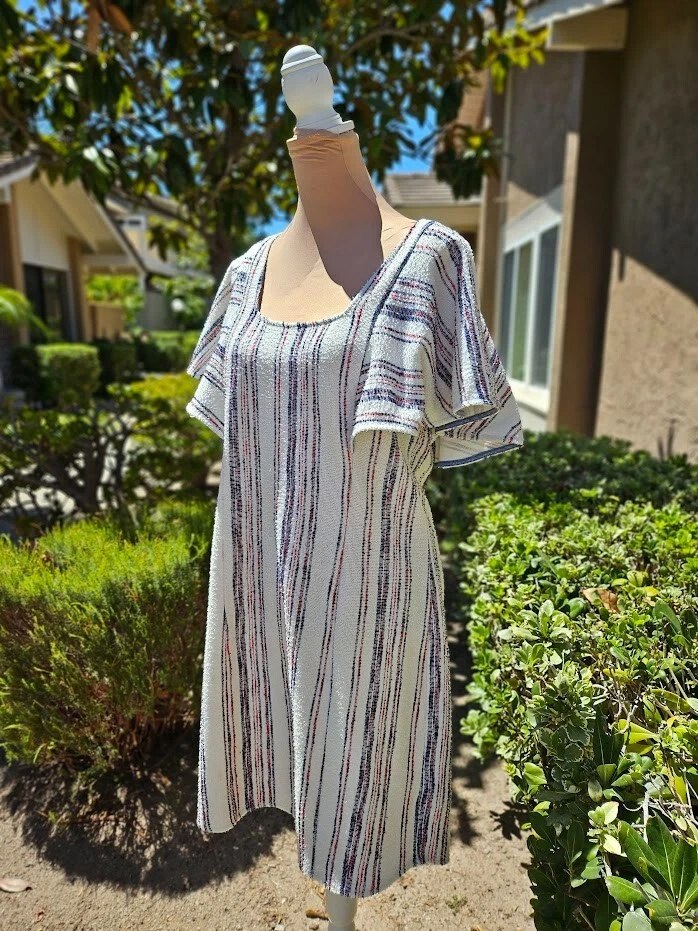 ANTHROPOLOGIE AKEMI AND KIN SHORT A LINE DRESS CREAM RED BLUE FLUTTER SLEEVE L
Opens in a new window