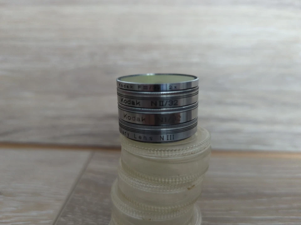 Kodak Made In Germany  FII/32 2X Green - NI/32 NII/32 Auxiliary Lens NIII Clear - Image 2 of 4