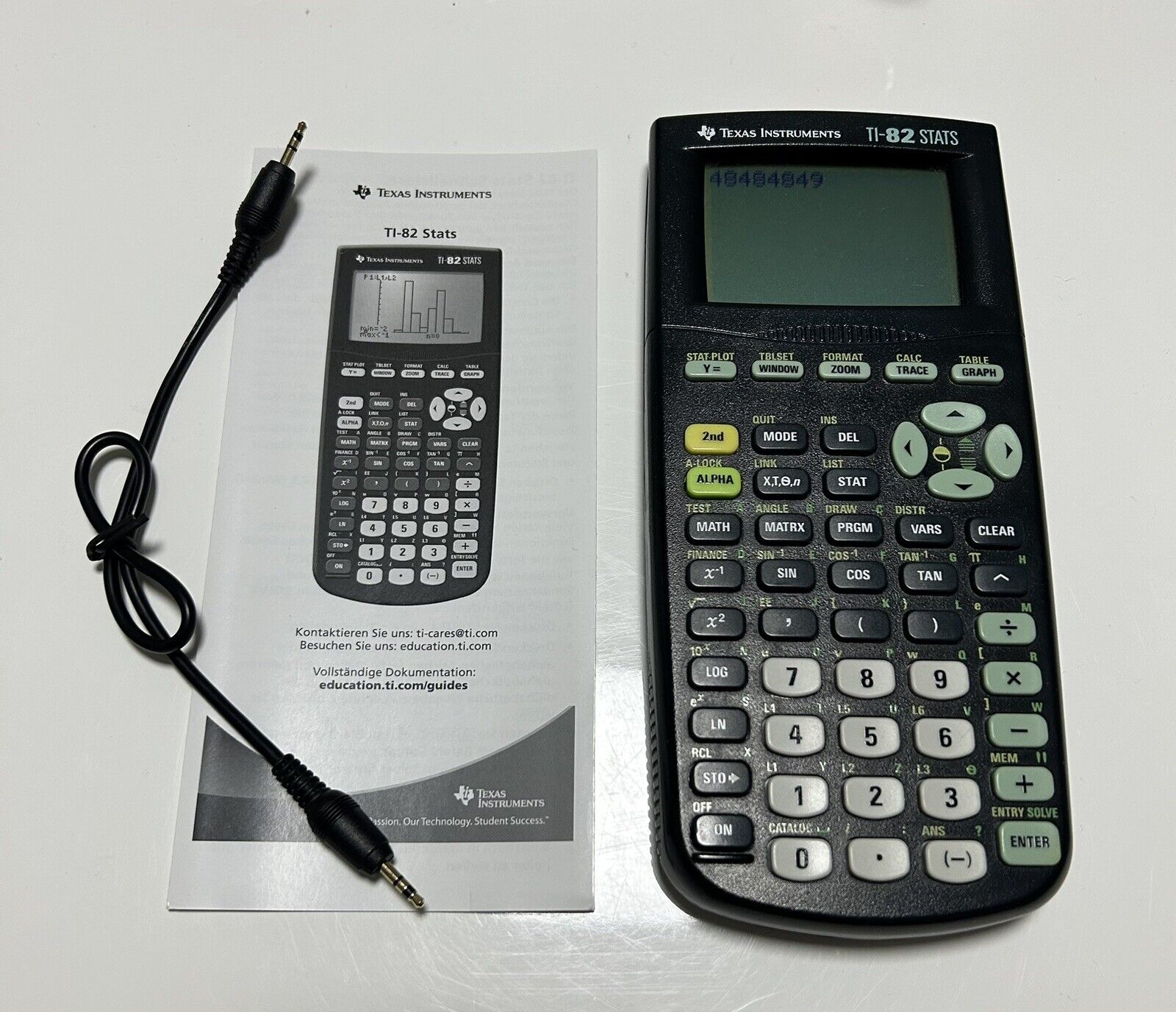Texas Instruments TI-82 Stats Grafiktaschenrechner Schwarz - / Schule / Studium