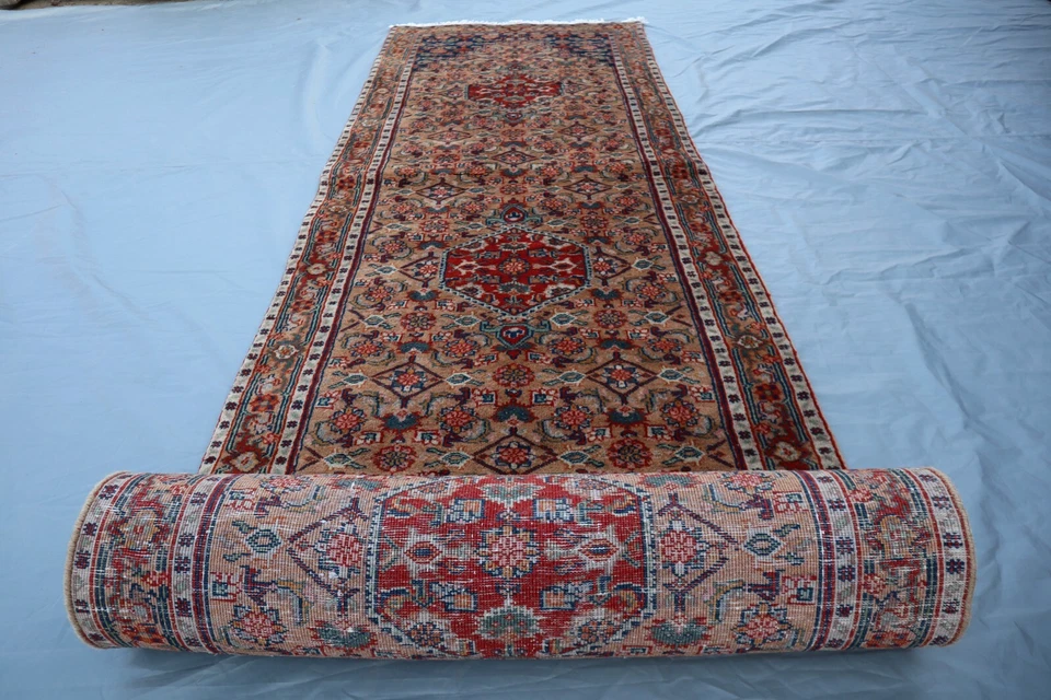 2x11 Malayer Style Runner Rug - Handmade Wool - Red Floral Medallions on Beige. - Image 2 of 4