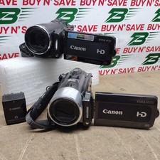 Set of 2- Canon HD Flash Media Camcorders VIXIA HF20, HF200  1 Battery - USED