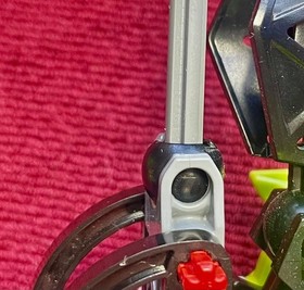 Bionicle Warriors Tuma 8991 .  Complete  .