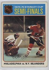 1975 Topps Philadelphia Flyers New York Islanders Bobby Clarke vs NY #2 HOF 15zf
