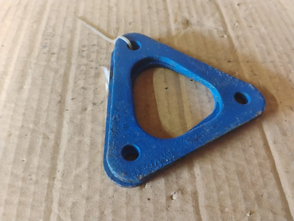 OEM 4X4 Motor Mount Extensions Pair 73-87 Chevy GMC K10 K20 K5 - Image 4 of 4