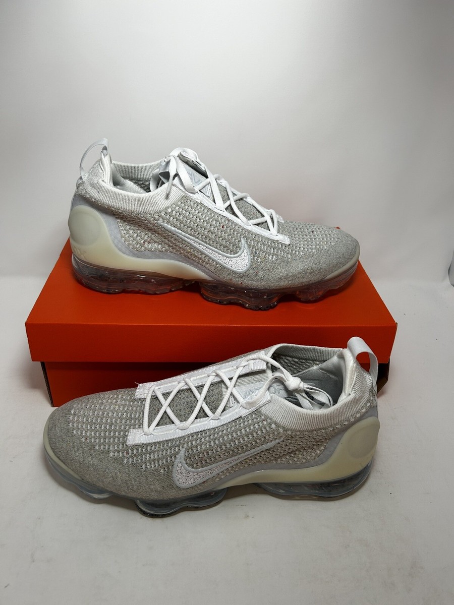 Brand New Nike Women's Air Vapormax 2021 Flyknit White Pure Platinum  DC4112-100