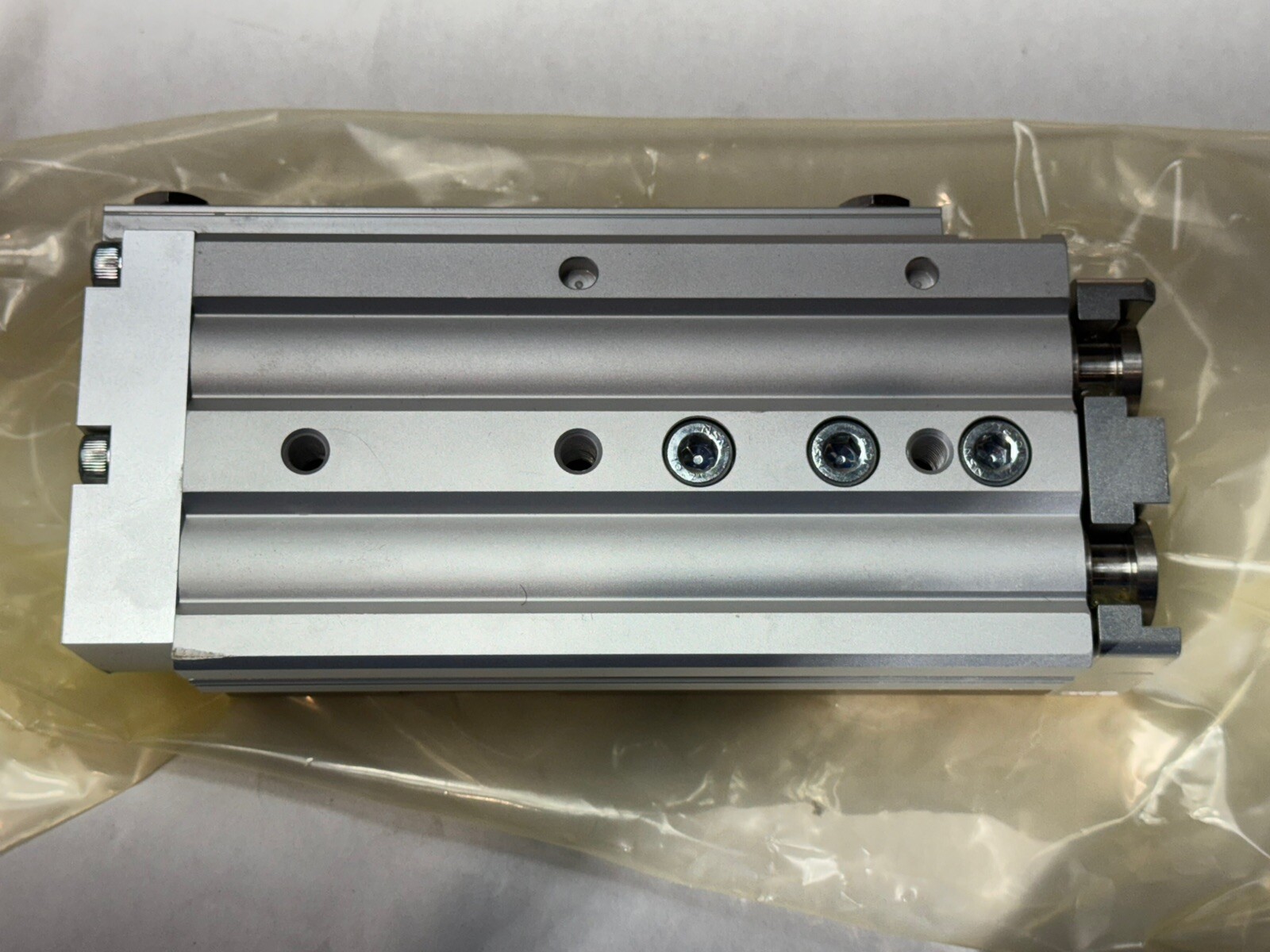 SMC MXQ25-75P CYL, SLIDE TABLE, MXQ GUIDED CYLINDER