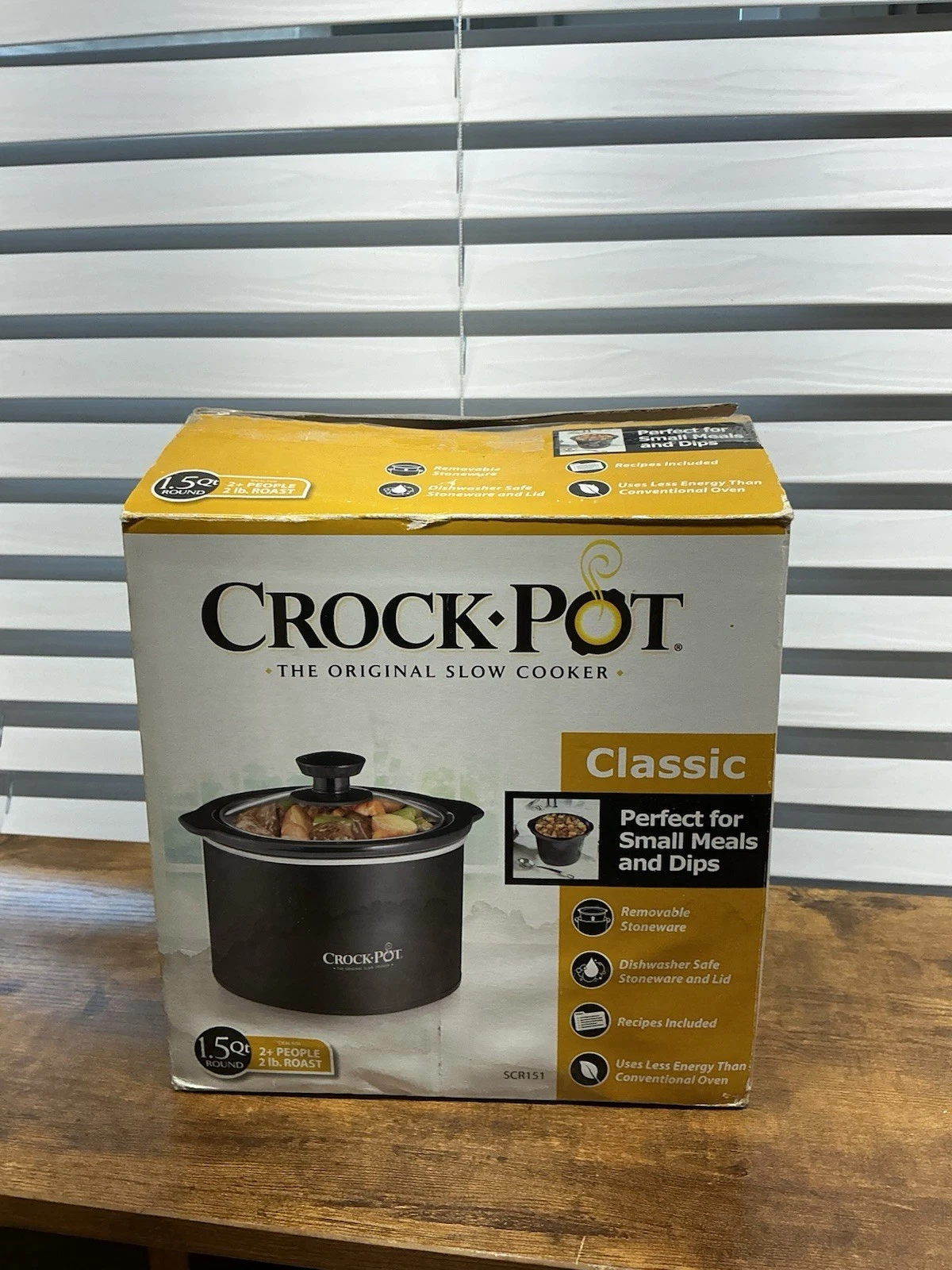 Crock-Pot Classic 1.5 Quart Round Manual Slow Cooker, Black Open Box New
