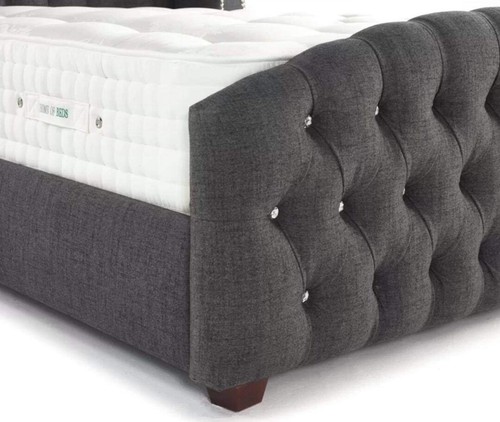 chesterfield wing design bed for sale 4.6ft,5ft,6ft - Picture 3 of 5
