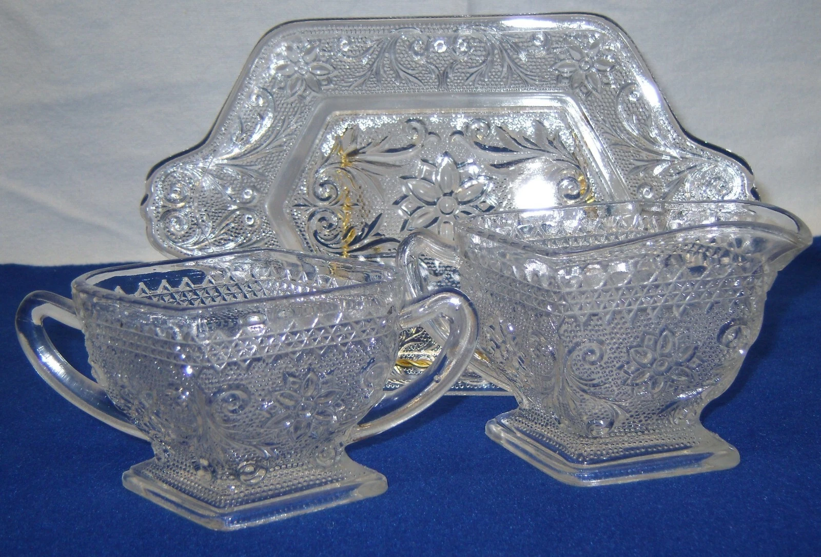 Vt Tiara Sandwich Indiana Glass Creamer, Sugar, Tray, Daisy & Scroll 3 piece set
