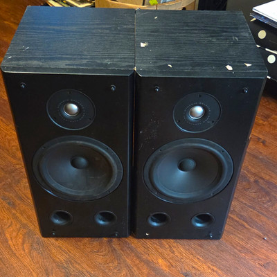 Polk Audio RT7 Bookshelf Speakers Pair Wired 2.0 8 Ohm Banana Jack Black